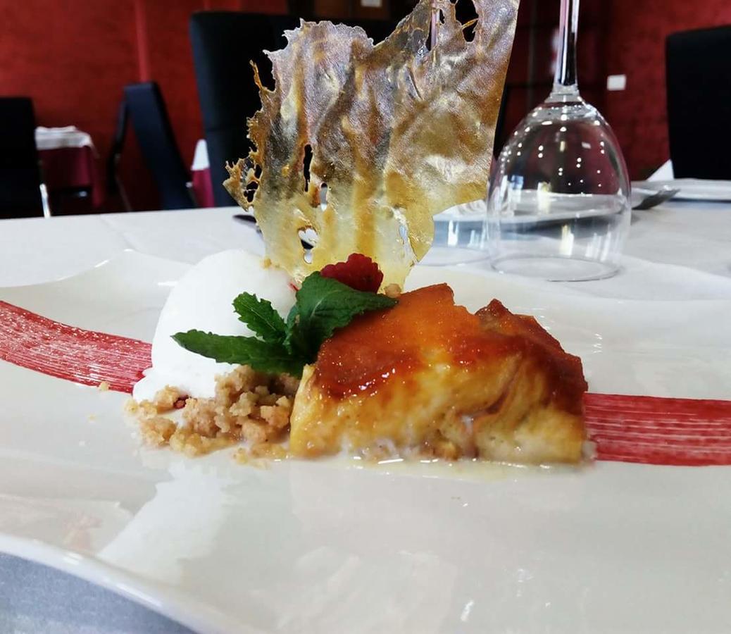 Hotel Restaurante Sostenible La Laguna Бросас Экстерьер фото