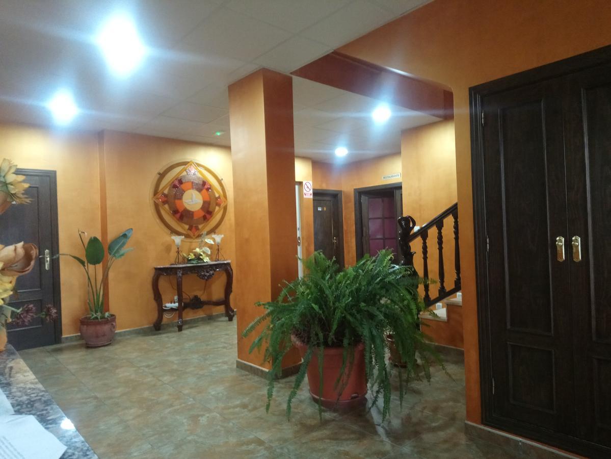 Hotel Restaurante Sostenible La Laguna Бросас Экстерьер фото